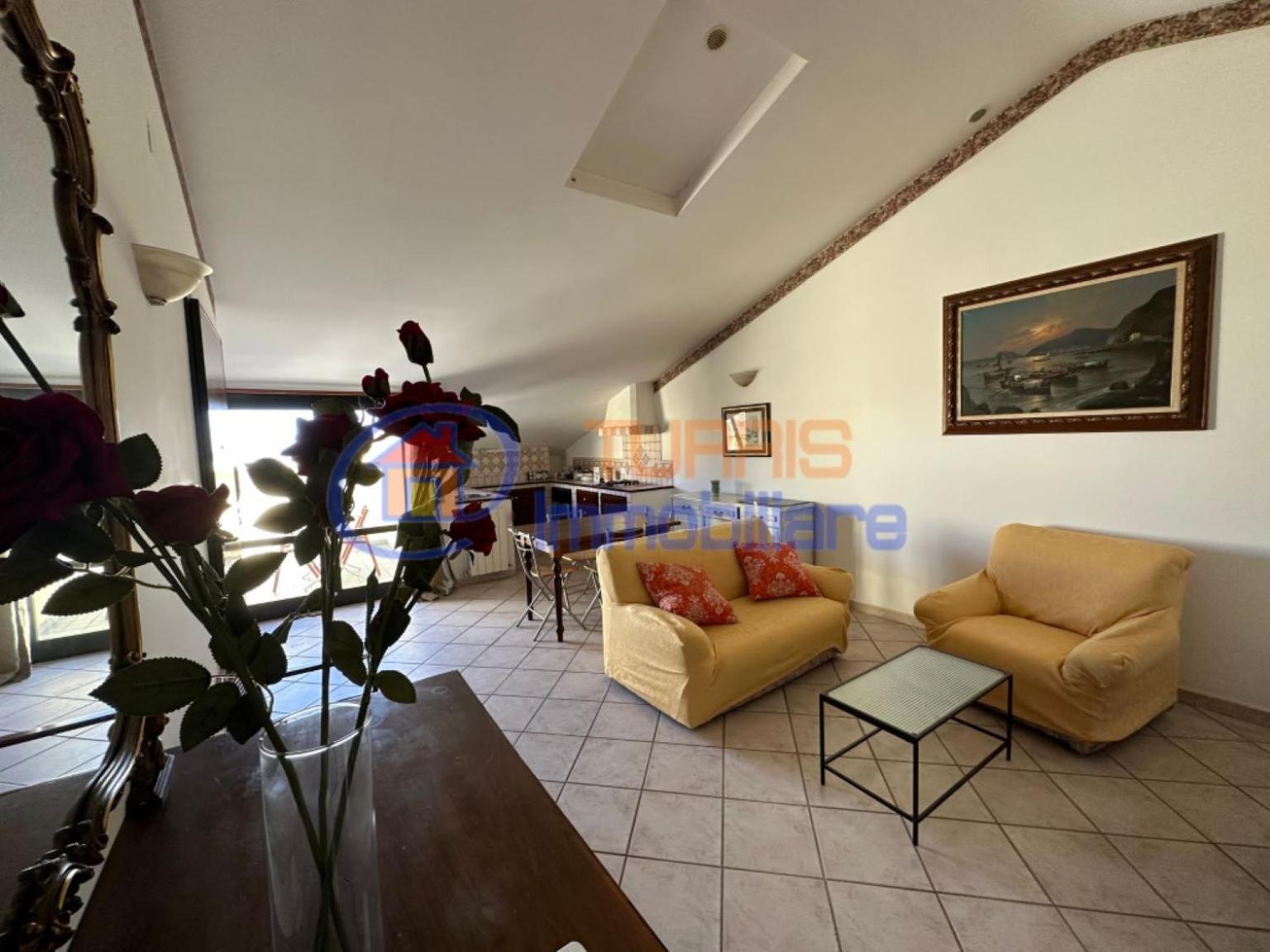 La Mansarda Di Via Galilei Apartment Porto Torres Exterior foto
